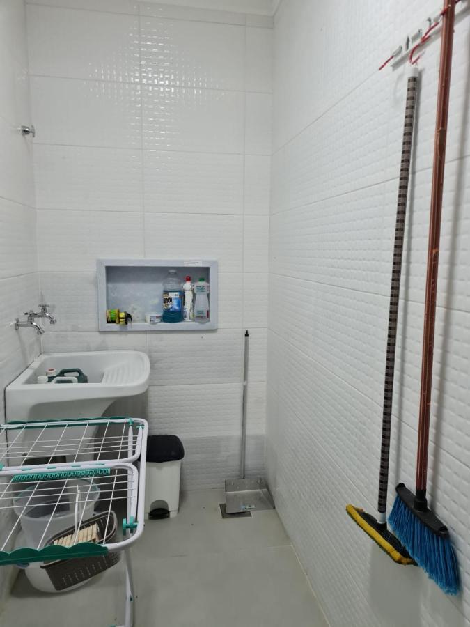Casa nova, conforto total e perto da praia Peruíbe Esterno foto